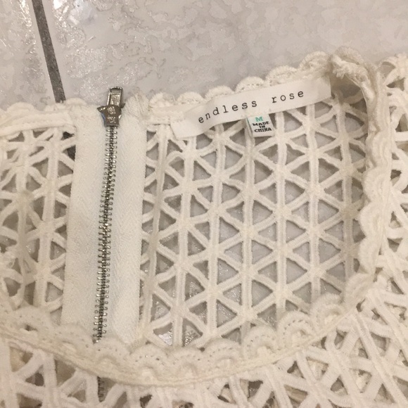 A beautiful blouse - Picture 4 of 4